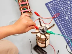 Koa Koa - zabawka naukowa - stwórz latarkę