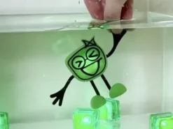 Glo Pals - kostki sensoryczne do kąpieli - Pippa