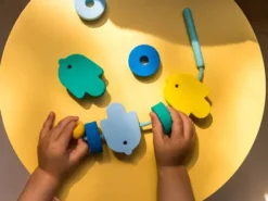 QUUT - klocki piankowe do nawlekania