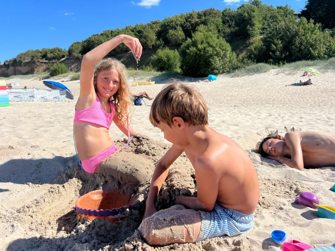 Największa zaleta Villa Hoff Trzęsacz? Odległość od plaży, zdecydowanie.